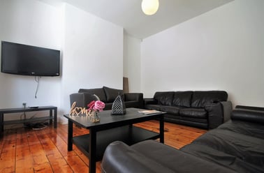 Sunbury Avenue, Jesmond, Newcastle - Image 3